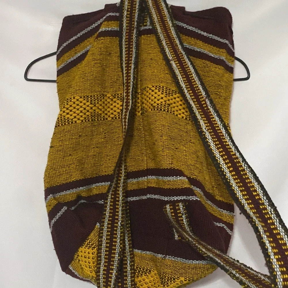 Florida State Knit Backpack NO BRAND MEASURES APPROX‎ 18”x14” DRAWSTING CLEAN
